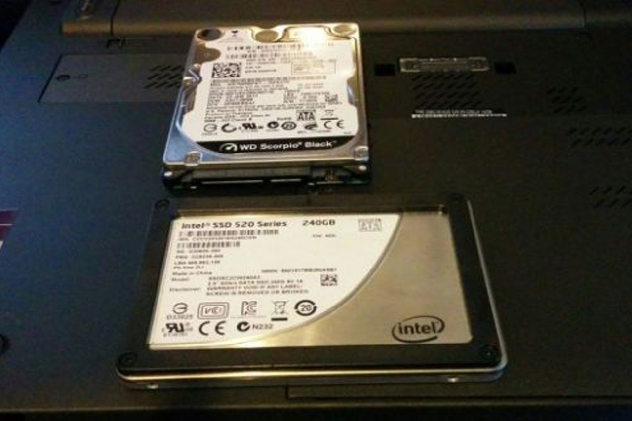 Индикатор жесткого диска на ноутбуке. SSD HDD Ram. Как узнать какой жесткий диск стоит на ноутбуке.